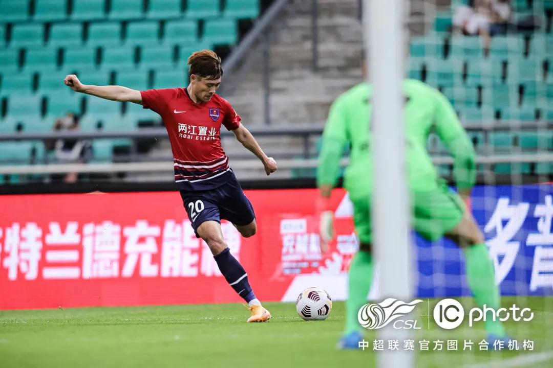 مباراه الاهلي والمقاولون العرب مباشرمواجهة نارية في الدوري المصري